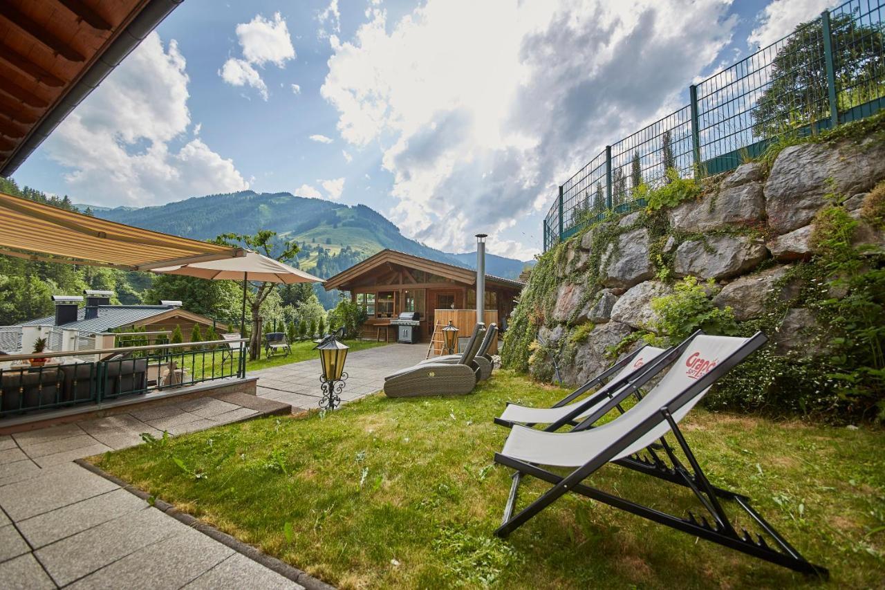 Holiday Lodge Frei & Wild Viehhofen Exterior photo